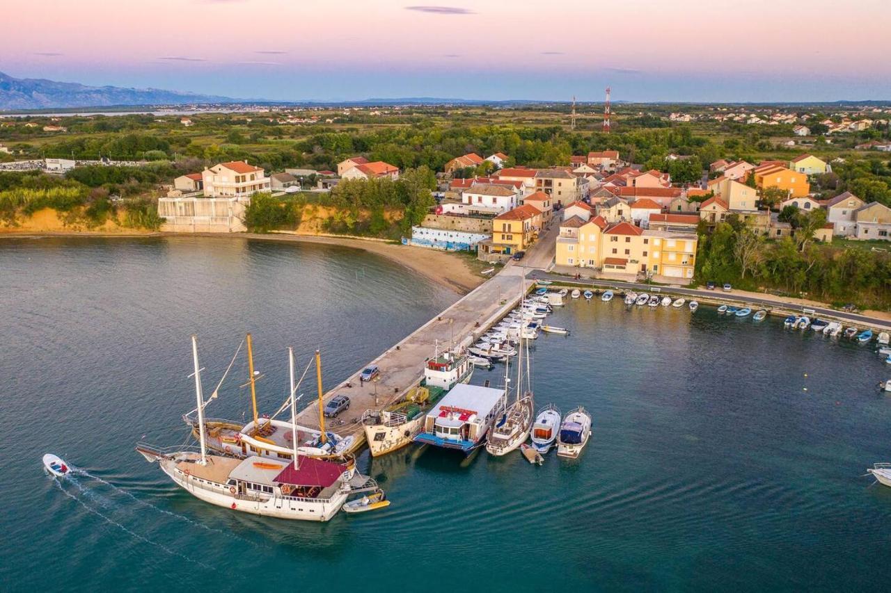 Apartments By The Sea Privlaka, Zadar - 14816 エクステリア 写真