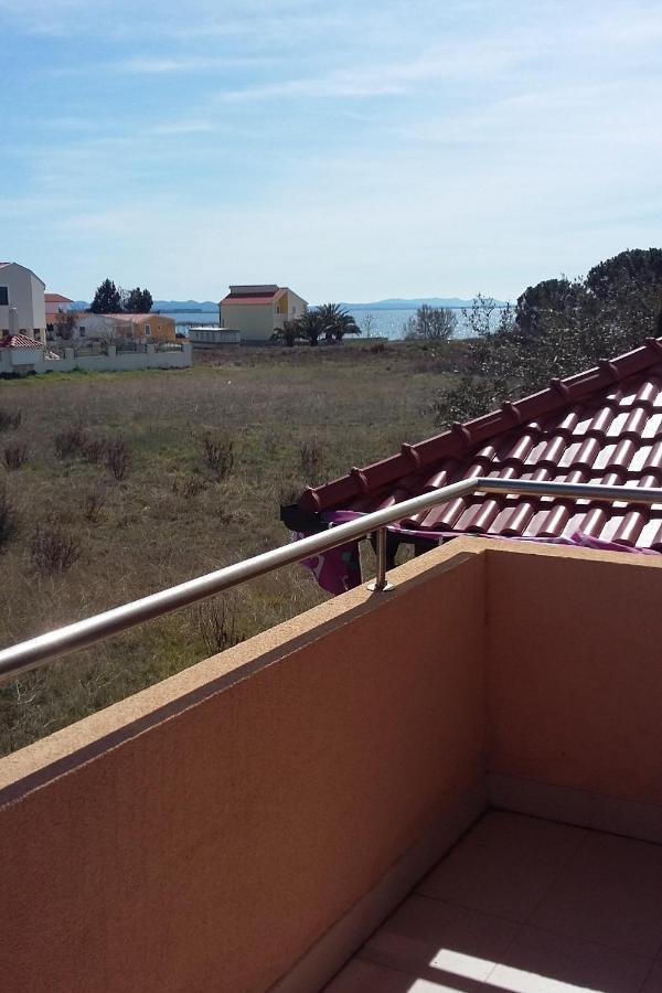 Apartments By The Sea Privlaka, Zadar - 14816 エクステリア 写真